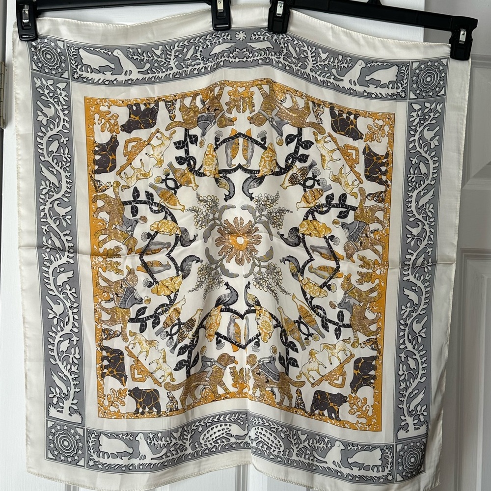Silky Animal Design Scarf